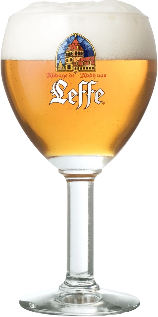 Øl i et stilfuldt glas
