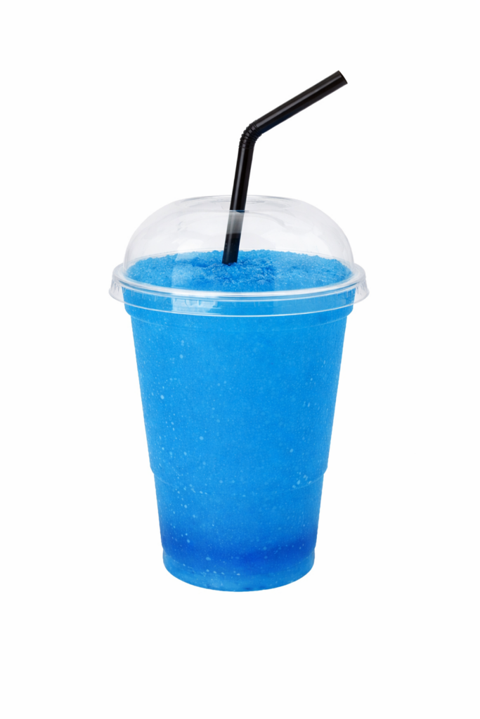 Blå slush ice med sugerør